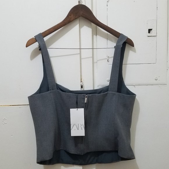 NWT GRAY STRETCHY TOP - Picture 9 of 9